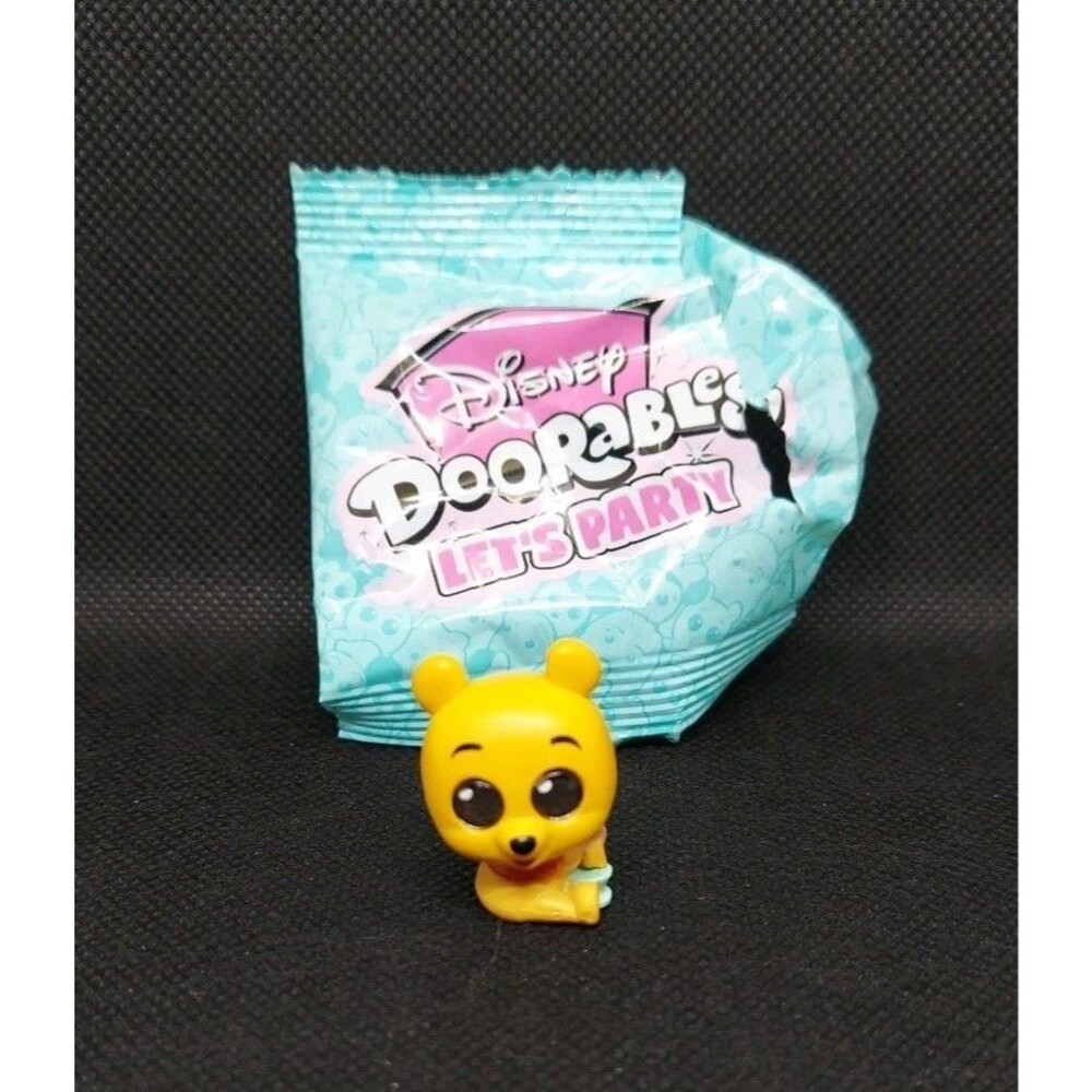 Disney Doorables Series Let’s Party Wave 2  Winnie the Pooh